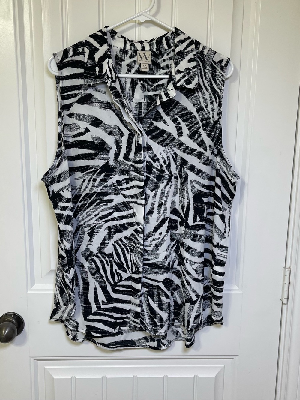 Worthington Women's XXL Sleeveless Button Down Blouse Black White Zebra Print